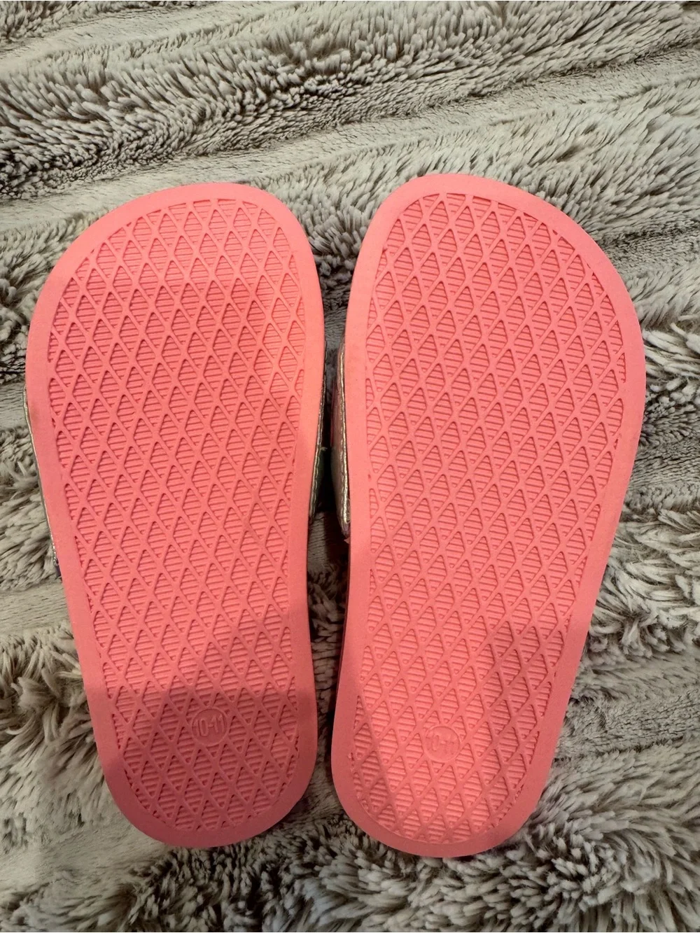 Old Navy Little Girls Pink Holographic Flower Slide Sandals Size 10-11